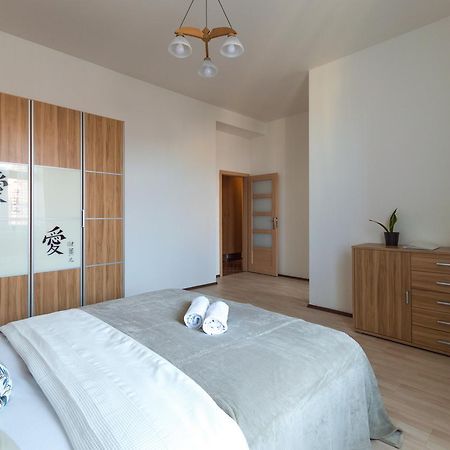 פראג Kubelikova Apartmeet מראה חיצוני תמונה